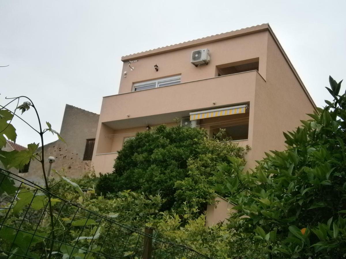 Apartment Willy Komiza Ngoại thất bức ảnh